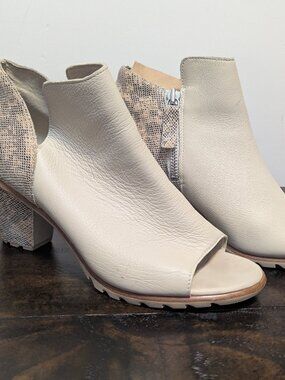 Sorel cream and snakeskin leather peep-toe heels